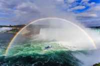 Explore Niagara Falls with the Maid of the Mist