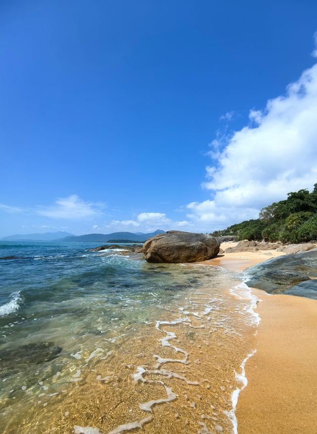 萬寧南燕灣，呢度有一片玻璃海，靚到你窒息