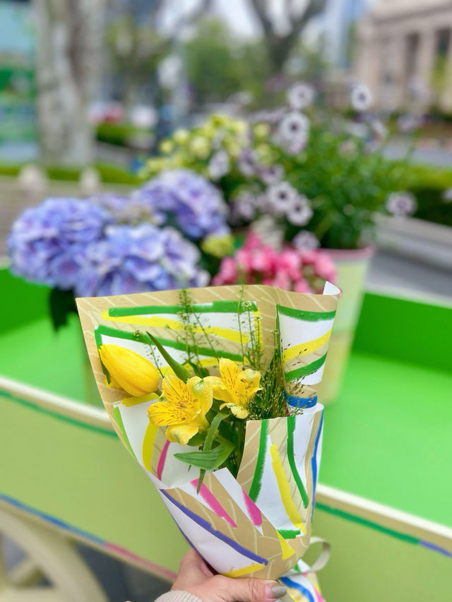 上海南京西路！沉浸式體驗Van Cleef & Arpels濃濃春意！