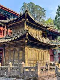 入住昆明翠湖麗瑞德酒店打卡-昆明金殿名勝區