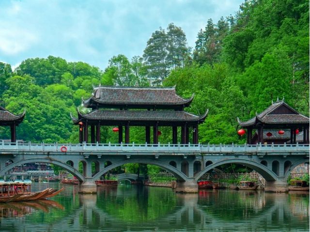 氤氳煙火氣，繚繞歲月香——鳳凰古城小眾漫步指南