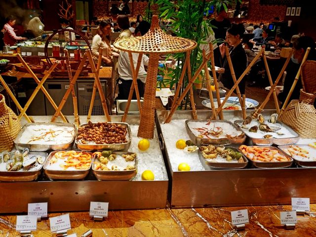 Guangzhou: Diving Deep into the City's Finest Seafood Buffets