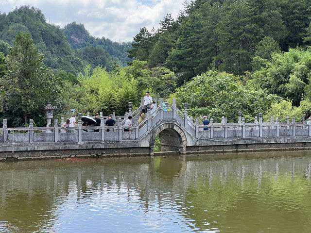 극락정토를 모티브로 만들어진 엄청난 규모의 사찰, 정토사(净土寺)