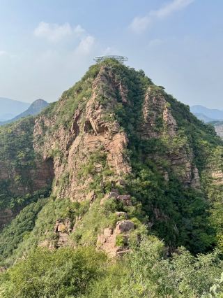 Above the Sea of Clouds, at the Pinnacle of Dreams: Guayun Mountain in Qian'an