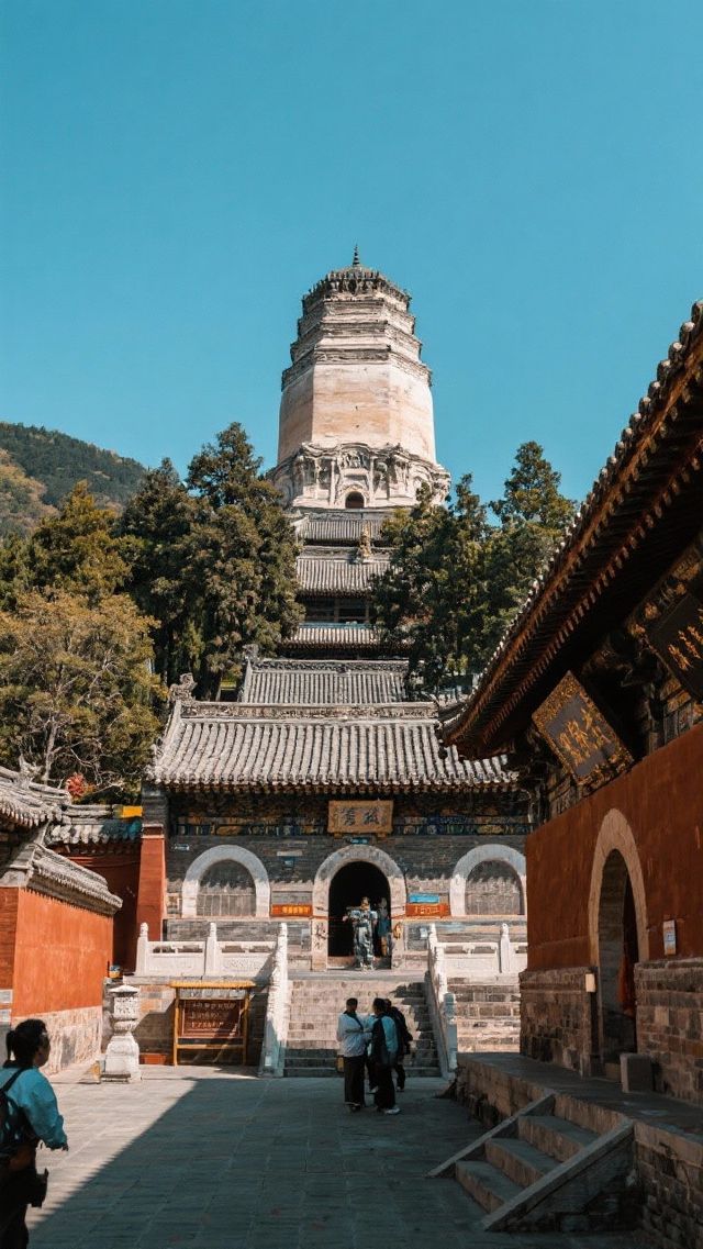 這裡不只有五臺山的信仰之光 更有邊關冷月與古城煙火