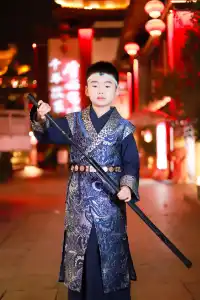 成都8歲崽3天2夜勇闖長安城!