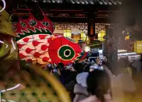 非遺魚燈銜著月光，游進了豫園的夢裡