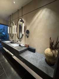 西雙版納江景酒店天花板