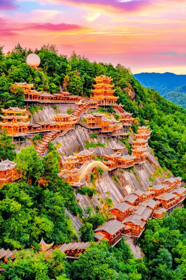 The Xianxia World on the Cliffs of Shangrao, Jiangxi