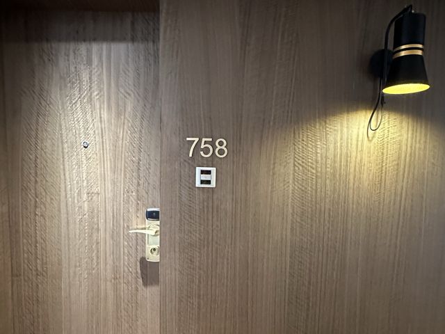 Premier Club Room 758