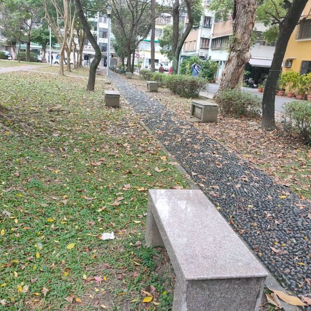 市區裡也有一片寧靜-民生社區公園