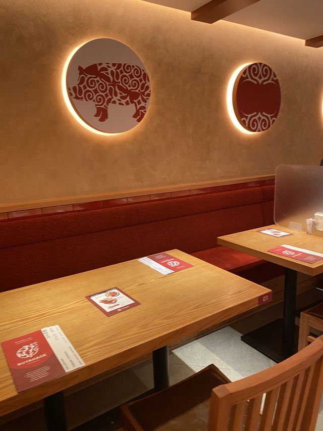 餐廳推介：日本過江龍餐廳😋  豚丼のぶたはげ BUTAHAGE