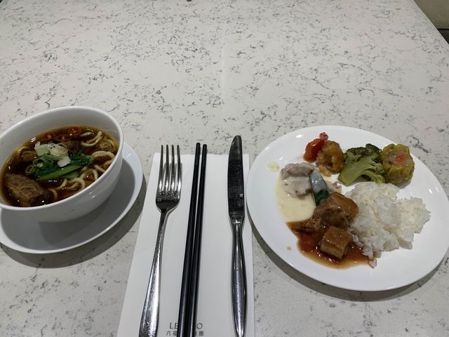 台湾　台湾観光　コートヤード台北のエグゼクティブラウンジが凄すぎた！