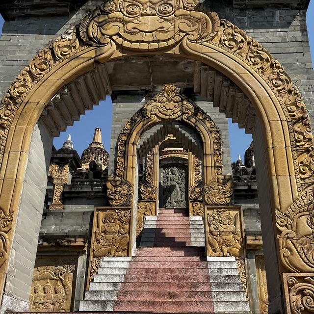 วัดป่ากุง บุโรพุทโธแห่งแดนอีสาน📍