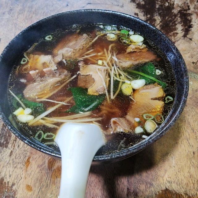 Beef and Mutton Noodles (一碗小)