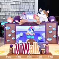 Leonlollipop at V Walk