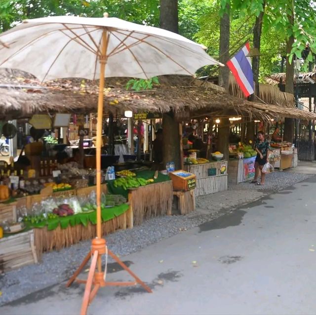 ตลาดไทยย้อนยุคบ้านระจัน