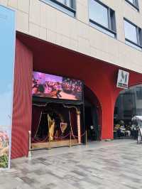 室內室外的商場