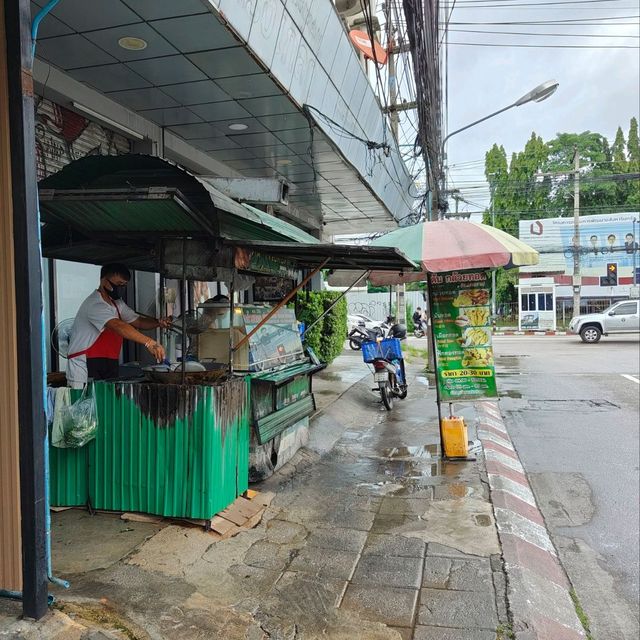 street food in nimman road