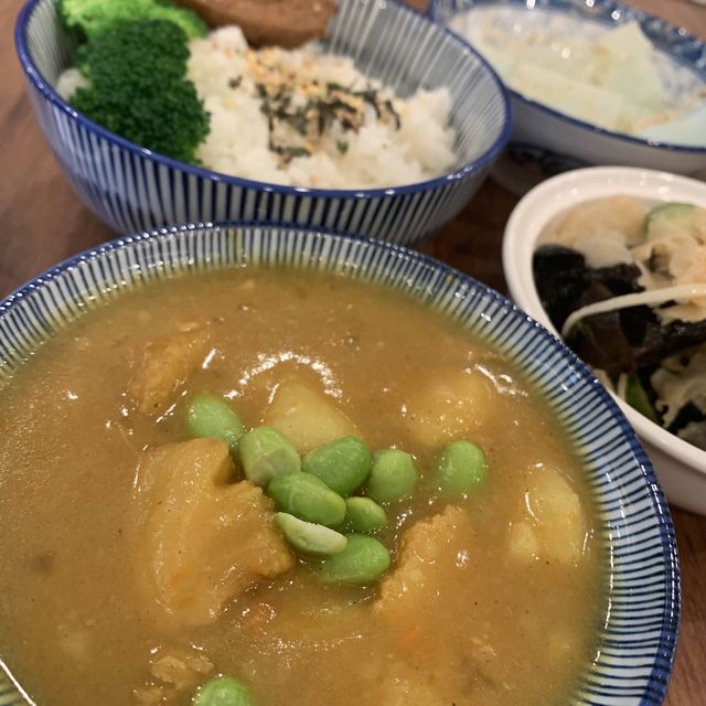 "滴水坊：一個素食新發現，擺脫怪味和偽裝的好去處"