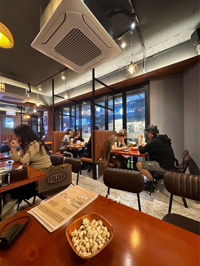 《韓国/ソウル》 地元の方からも愛されるサクッサクのフライドチキン🍗또바기 치킨