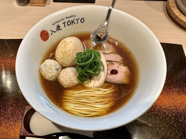 東京｜米芝連必比登推介醬油拉麵