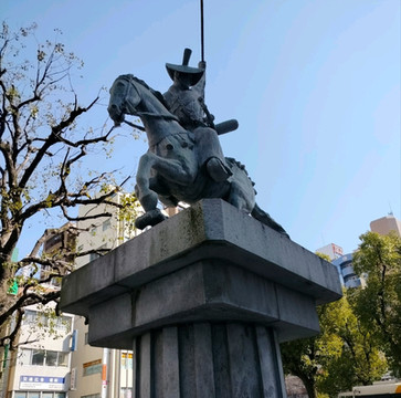 🇯🇵日本 東京 日暮里【ナポレオン像!?】太田道灌の迫力あるブロンズ像