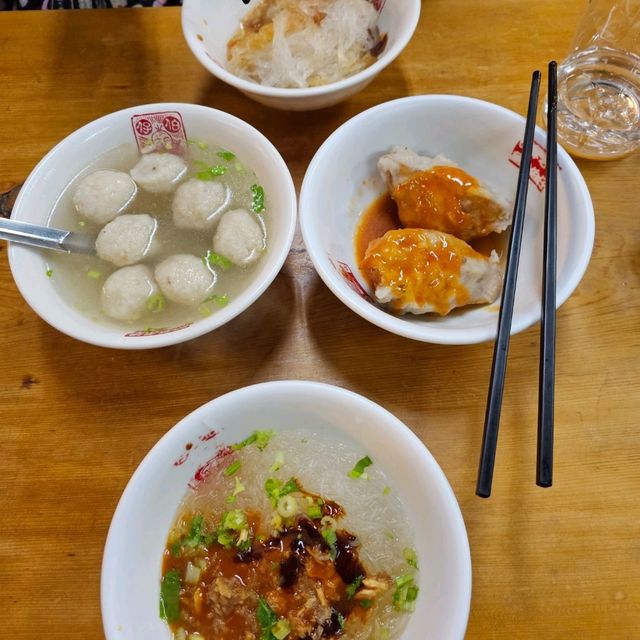 หมู่บ้านโบราณ โคมแดง ไต้หวัน "จิ่วเฟิ่น"🧧