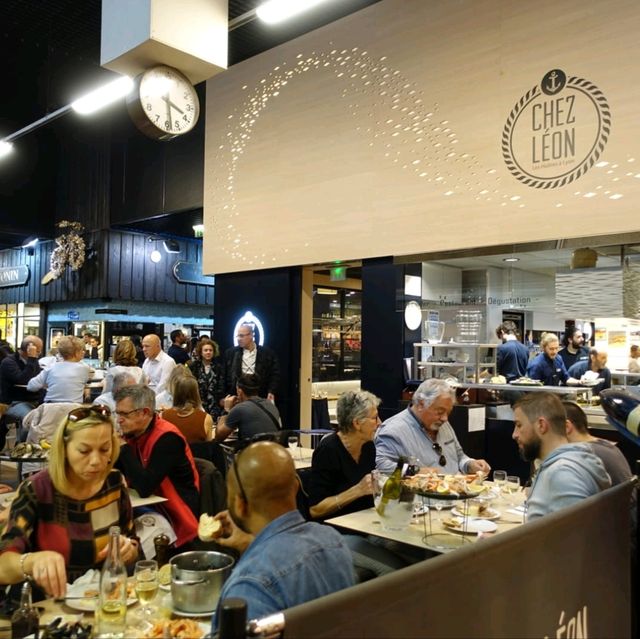 走進里昂最大的美食巿場 走進里昂最大的美食巿場