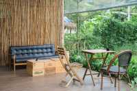 คาเฟ่แสนชิลล์และสุดคิ้วท์ ในสวนผึ้ง