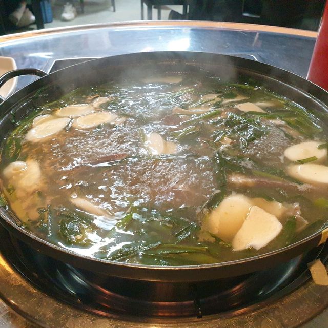 감칠맛이 일품인 소머리전골과 들깨수제비 맛집 전주 가마솥소머리곰탕