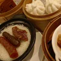 逍遙下午茶，翠園鮑魚汁鮮竹卷，香菇雞包仔 ...
