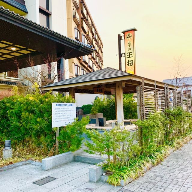 【山形】 温泉街にある足湯 “童の湯”