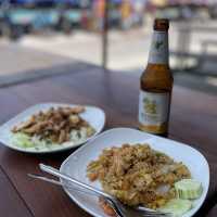 【ラン島】ビーチを目の前にシーフードレストランでランチ