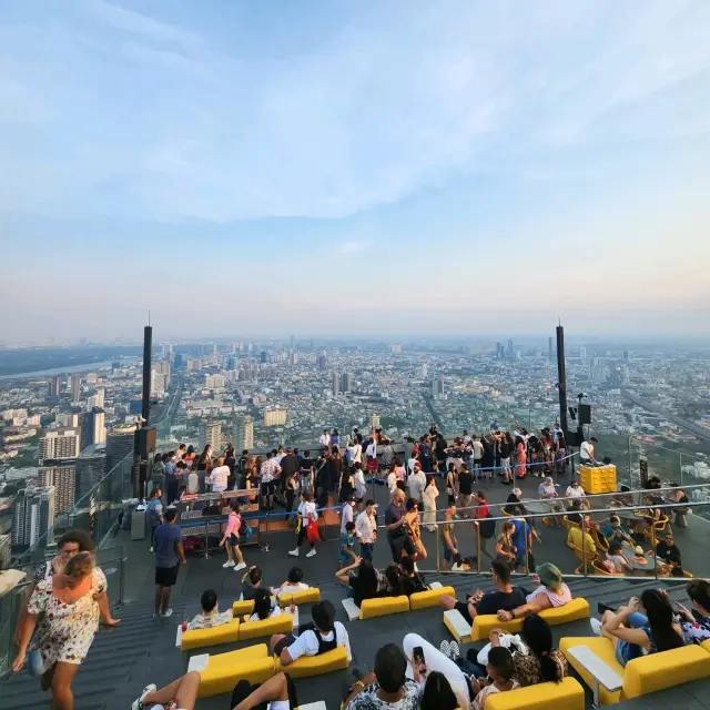 『マハーナコン』タイで最も高い展望台！