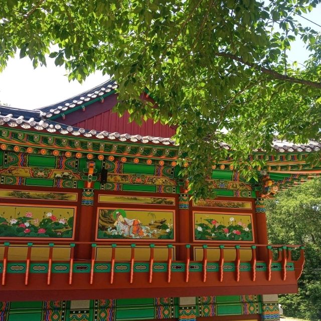 부처님에 진신사리탑..적멸보궁이잇는 비슬산 용연사를 갓다