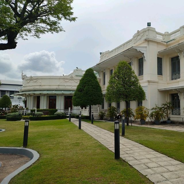 พิพิธภัณฑ์ผ้า ในสมเด็จพระนางเจ้าสิริกิติ์ 