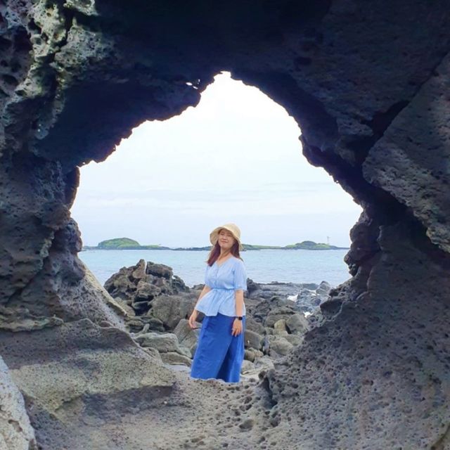 자연액자 속 제주풍경을 담을 수 있는 창꼼바위👀 