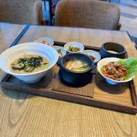 【韓国・済州島】済州の食材を満喫できるボリューム満点朝食「Pocha／ポチャ」