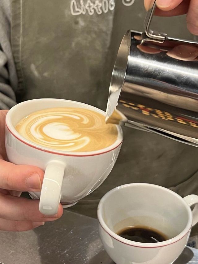 【福岡カフェ】こだわりのおいしいドーナツと相性抜群のコーヒーが楽しめる