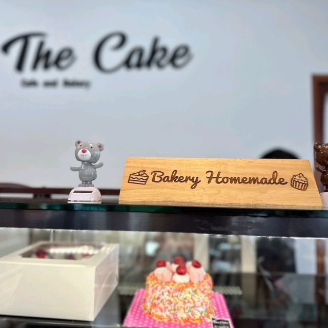   The Cake​ Cafe&Bakery