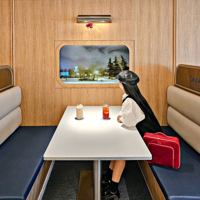 이번 정착역은 카페 데이블러 입니다🚃