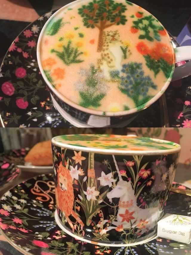 【バンコク】おしゃれな異空間で優雅なカフェタイムを