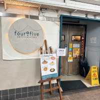 「觀塘Four O Five Coffee & Eatery，價格超值！」