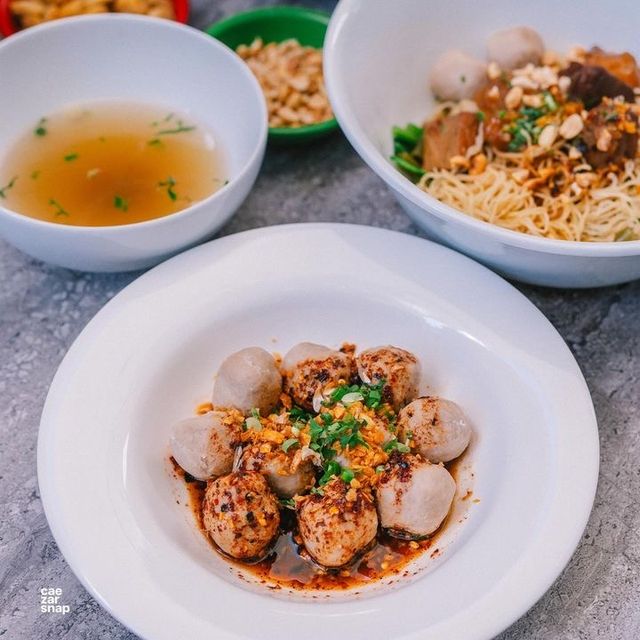 ก๋วยเตี๋ยวแม่คุณเจริญ เนื้ิอพรีเมียม ตัวเมืองระยอง