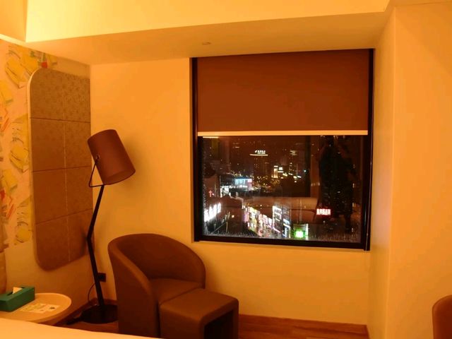 가성비 굿, 위치도 굿 !! 호텔 참참 Hotel Cham Cham