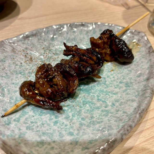 【大阪・梅田】ふっくら香ばしい鰻がリーズナブル「鰻串と牛タン きたぎん LINKS UMEDA」