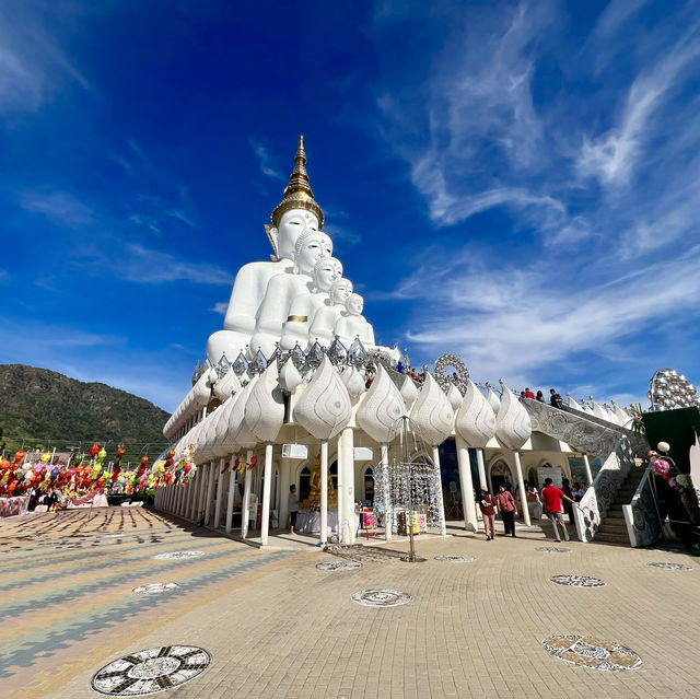 อลังการความงาม วัดพระธาตุผาซ่อนแก้ว