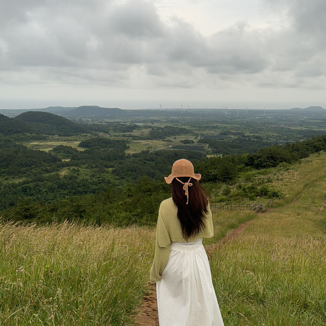 제주에서 가장 예쁜 오름은 여기 !! 🏔️