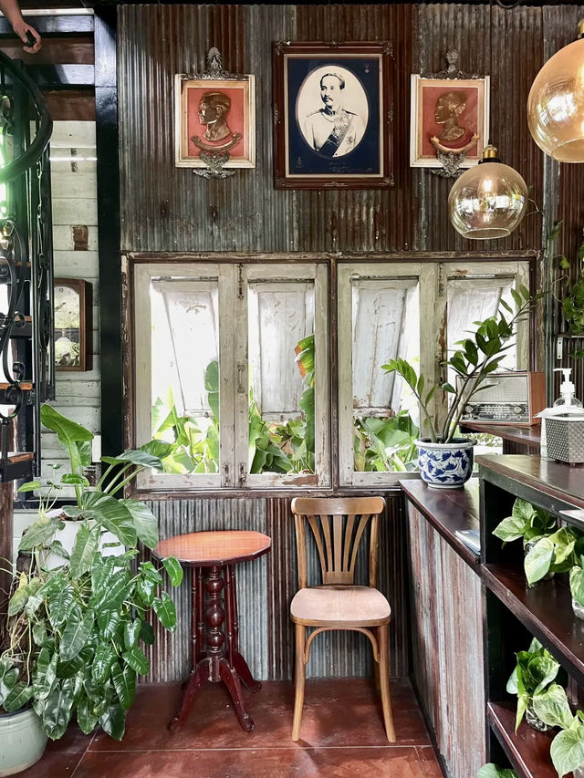 ในคลองคาเฟ่ จังหวัดอยุธยา